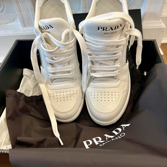Excellent condition RARE Prada Downtown high heel sneakers. Size 38.5 - Picture 3 of 15